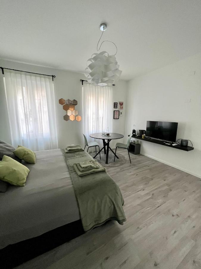Suite Veronetta Luaran gambar